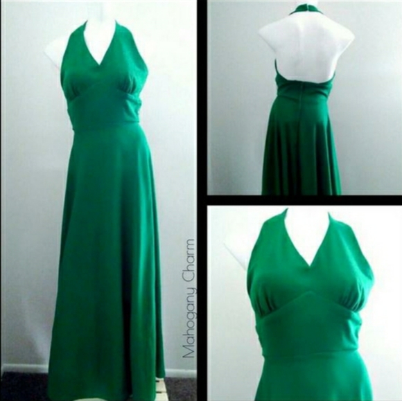 Dresses & Skirts - Vintage Emerald Green Halter Maxi Dress